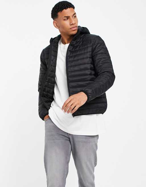 Chaqueta negra acolchada con capucha para hombre