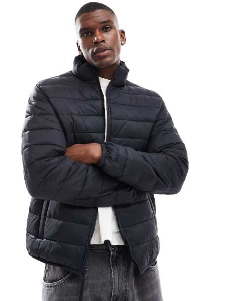 Chaqueta negra acolchada con cuello alzado de tejido de grosor medio de Hollister - view 1