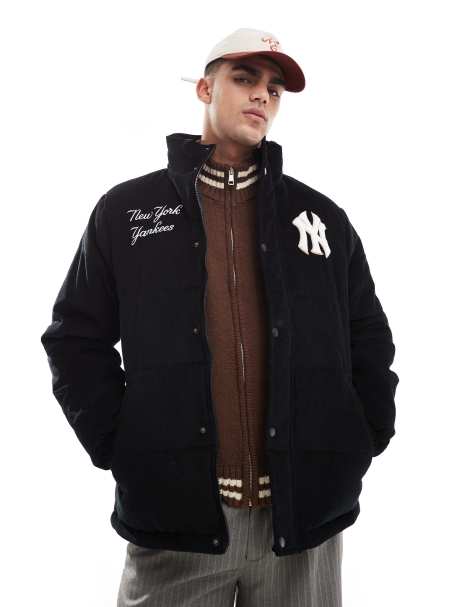 Chaqueta negra acolchada con detalle de los NY Yankees de pana de New Era - view 1