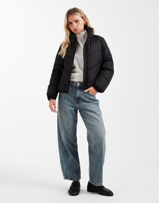 Chaqueta negra acolchada de Vero Moda Petite, 3 de 4