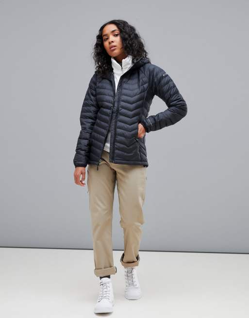 Chaqueta negra con capucha Powder Lite de Columbia, 4 de 4