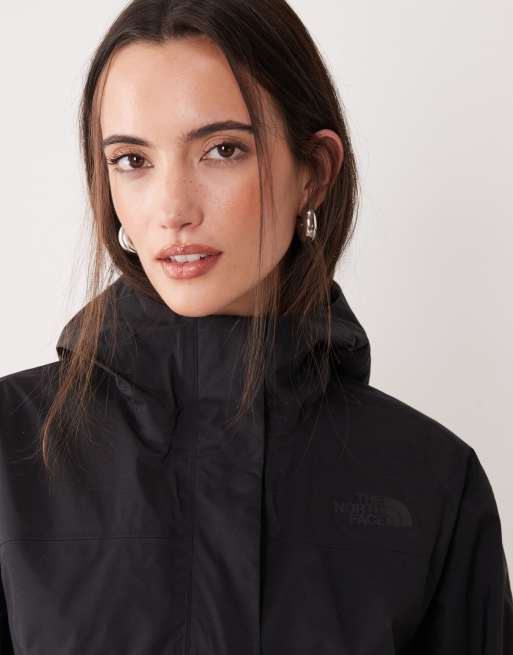 Chaqueta negra con capucha Voyage Rain 3L de The North Face, 3 de 4