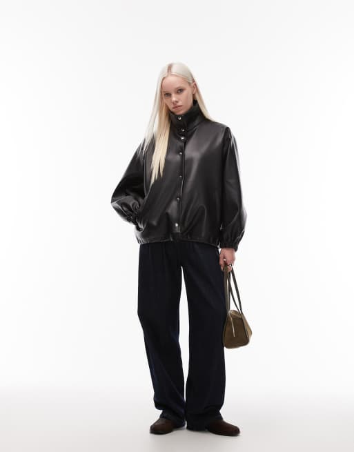 Chaqueta negra con cuello alzado de cuero sintético de ASOS DESIGN, 3 de 4