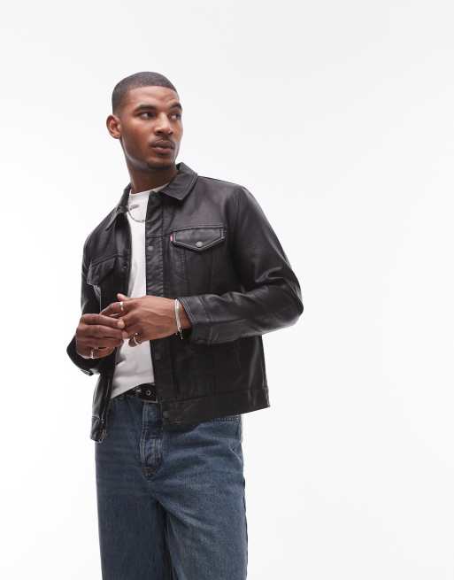 Chaqueta negra de estilo camionero de cuero sintético The Trucker de Levi's