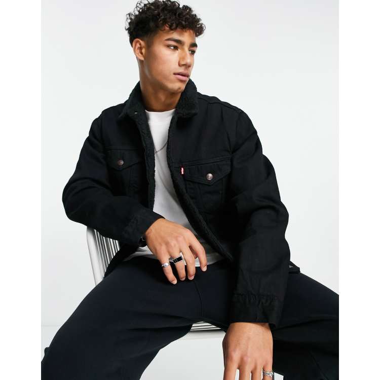 Chaqueta negra estilo camionero de borreguito de | ASOS