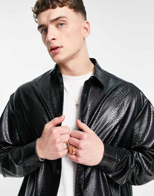 Chaqueta negra extragrande de efecto cocodrilo de cuero sintético de ASOS DESIGN