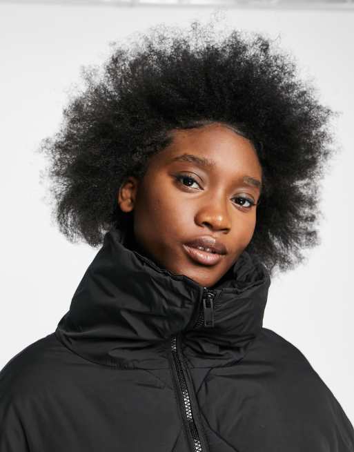 Chaqueta negra guateada con diseño de rombos de Urban Bliss, 3 de 4