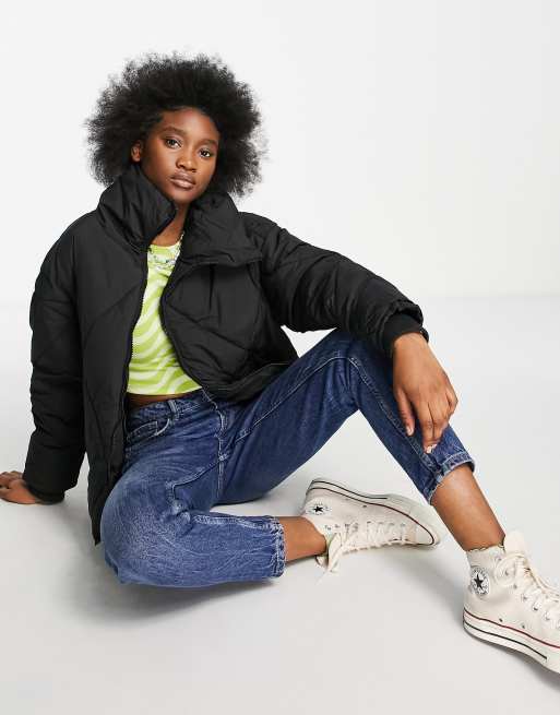 Chaqueta negra guateada con diseño de rombos de Urban Bliss, 4 de 4