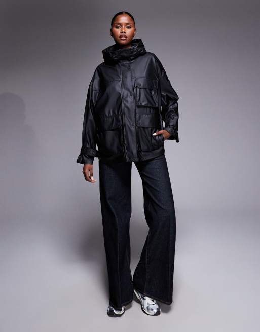 Chaqueta negra resistente al agua Tika de Barbour International, 3 de 4