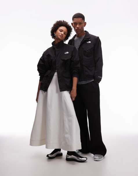 Chaqueta negra unisex con diseño plegable en el bolsillo Bessan de The North Face - view 1