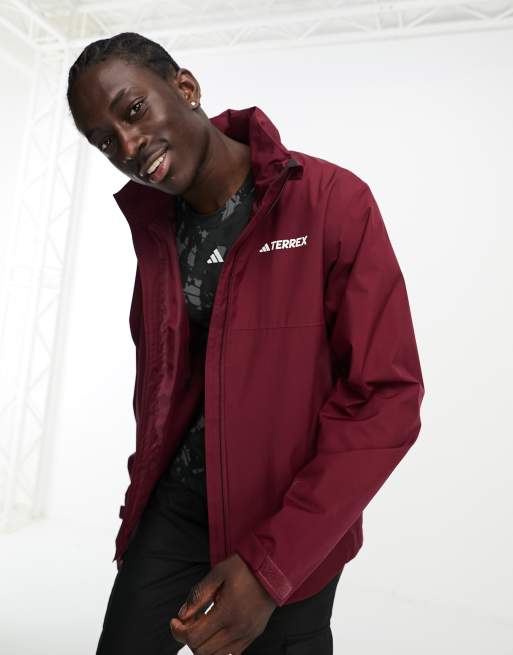 Chaqueta roja Foundation de adidas Outdoor ASOS