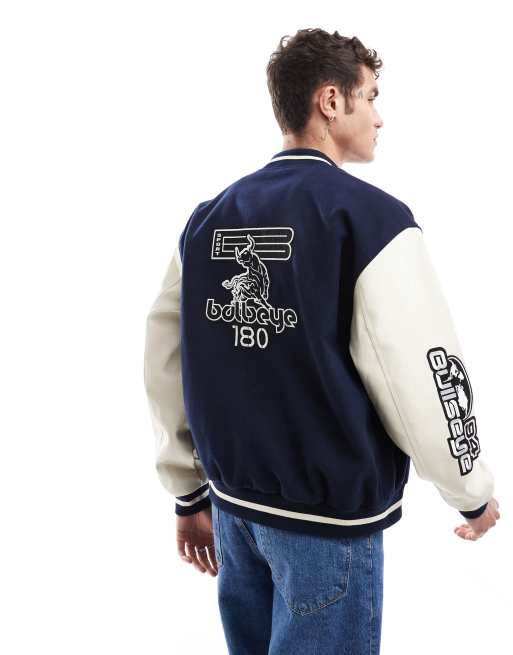 Chaqueta universitaria azul marino extragrande con mangas de cuero sintético de ASOS DESIGN, 3 de 4