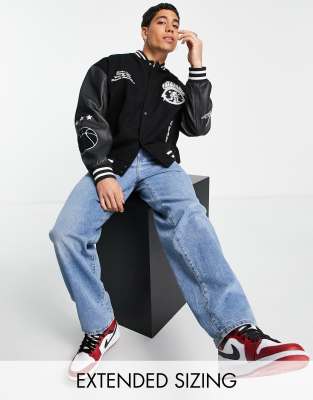 Chaqueta universitaria negra extragrande de cuero auténtico con parche de chenilla de ASOS DESIGN