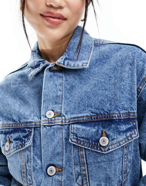 Chaqueta vaquera azul extragrande con lavado envejecido de Cotton On , 2 de 4