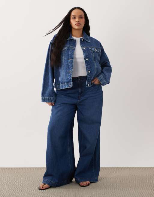 Chaqueta vaquera azul medio extragrande de estilo años 90 de ASOS DESIGN Curve, 2 de 4