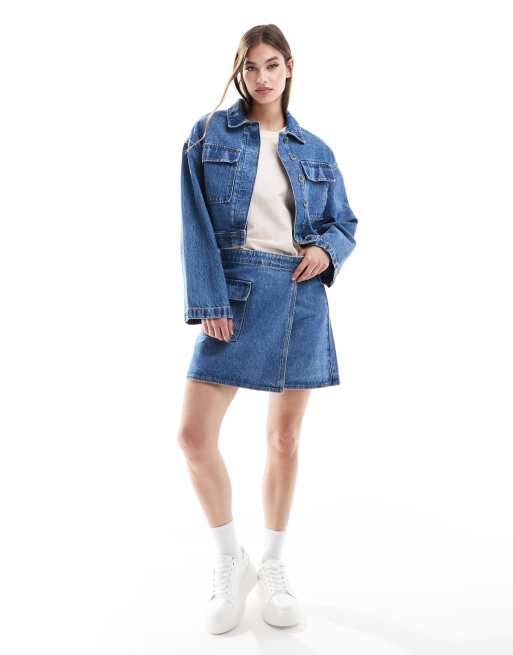 Chaqueta vaquera azul medio lavado estilo worker de ASOS DESIGN, 2 de 4