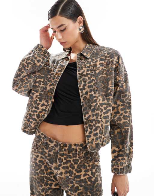 Chaqueta vaquera con estampado de leopardo de Lioness (parte de un conjunto)