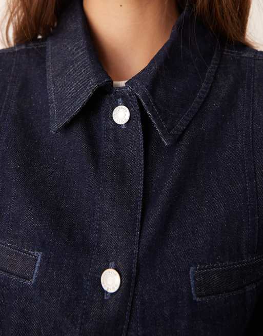 Chaqueta vaquera corta azul añil de corte cuadrado de ASOS DESIGN, 3 de 4