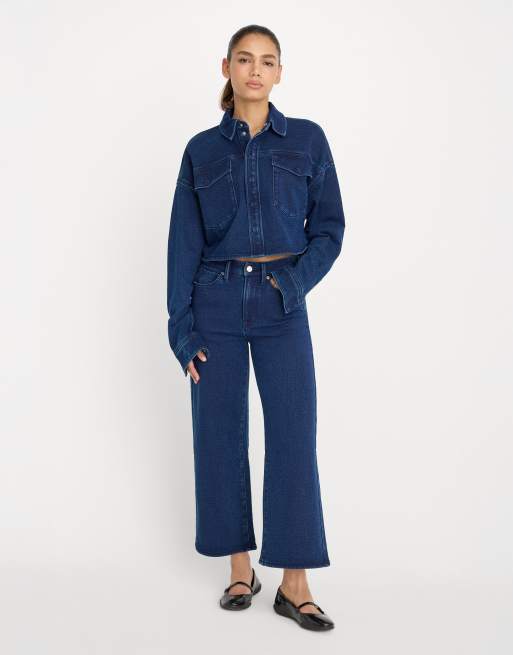 Conjunto con lavado azul oscuro Jeanius de Good American, 3 de 3