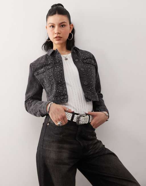 Chaqueta vaquera corta negra con pedrería de Noisy May