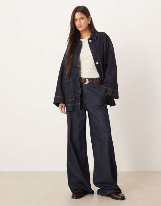 Chaqueta vaquera de camionero azul oscuro enjuagado de corte cuadrado extragrande de AWARE, 3 de 4