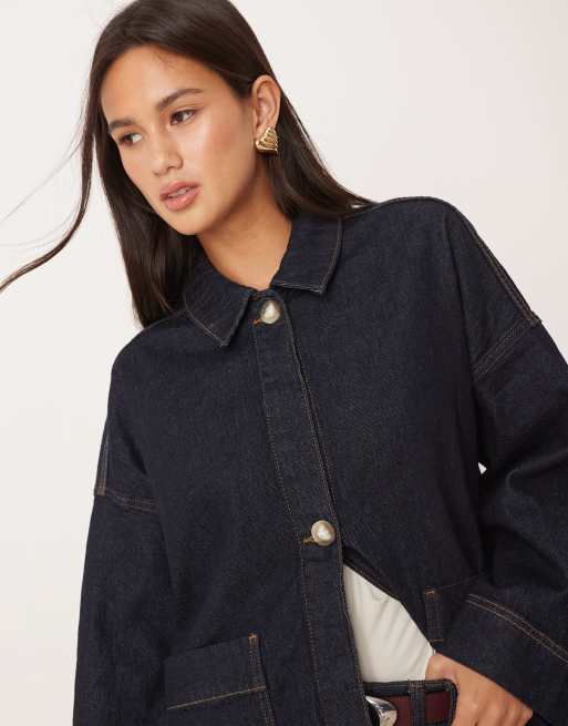 Chaqueta vaquera de camionero azul oscuro enjuagado de corte cuadrado extragrande de AWARE, 4 de 4