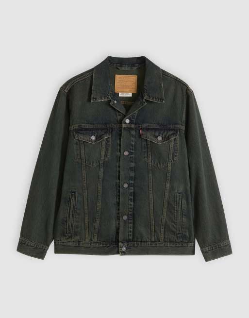 Chaqueta vaquera de estilo camionero con lavado negro vintage de corte holgado de Levi's, 4 de 4