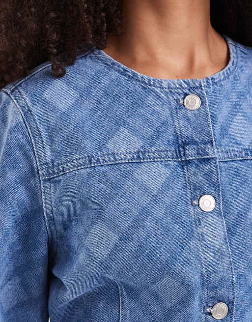 Chaqueta vaquera de manga larga con estampado de cuadros a láser de ASOS DESIGN, 3 de 4