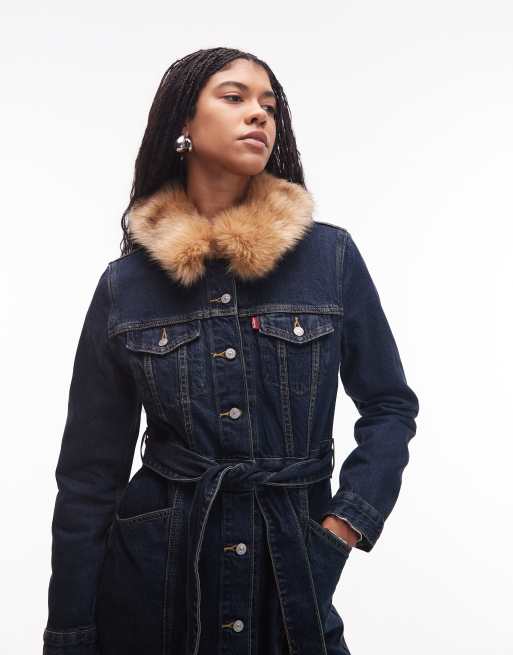 Chaqueta vaquera larga azul añil de estilo camionero de Levi's, 2 de 4