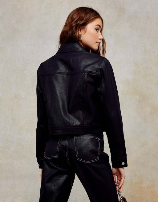 Chaqueta vaquera negra revestida de Topshop, 2 de 4