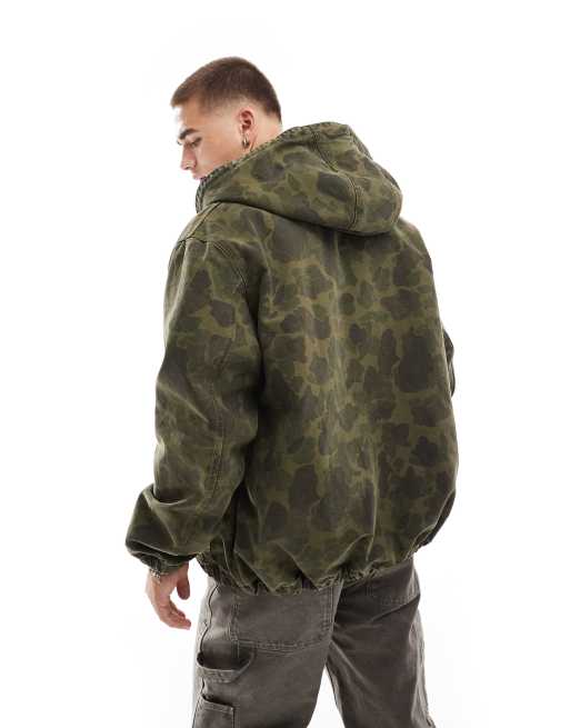 Chaqueta verde con estampado de camuflaje Duck Active de Carhartt WIP, 3 de 4
