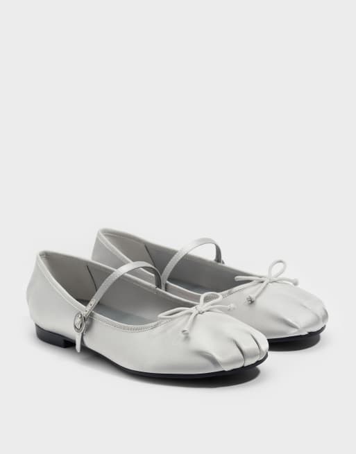 Charles & Keith Emiko satin bow mary jane flats in silver, 4 of 4