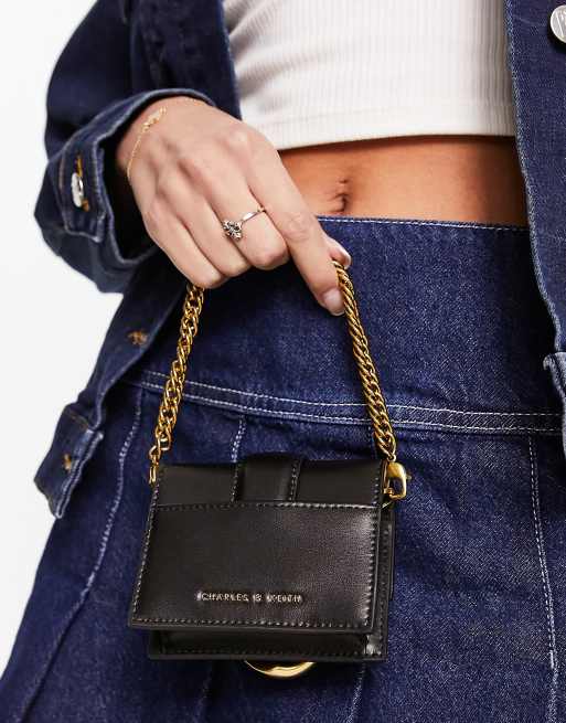 Charles & Keith - Kaarthoudertasje in zwart met gouden kettingband, 4 van 4