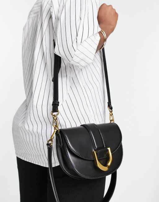 Charles & Keith - Sort lille crossbody-taske med guldfarvet hægtelås, 2 af 4
