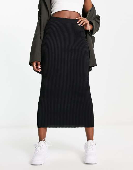 Black maxi ribbed clearance skirt