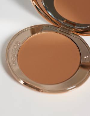 Charlotte Tilbury Airbrush Flawless Finish Powder - 4 Deep