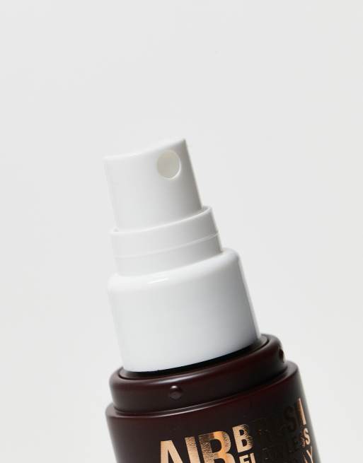Charlotte Tilbury – Airbrush Flawless – Matt settingspray i resestorlek, 34ml, 2 av 4