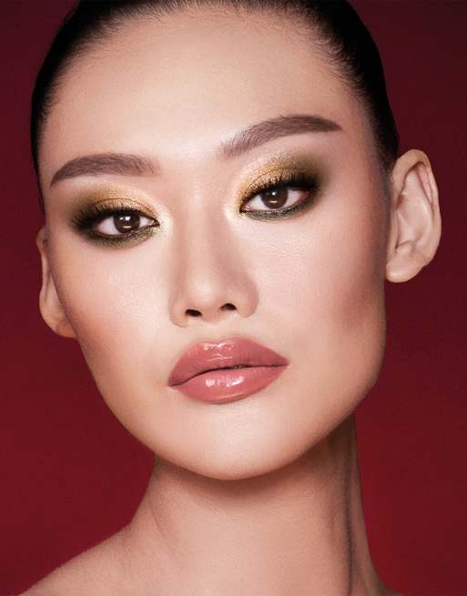 Charlotte Tilbury First Love パウダーチーク Charlotte Tilbury First Love Cheek To Chic Swish & Pop