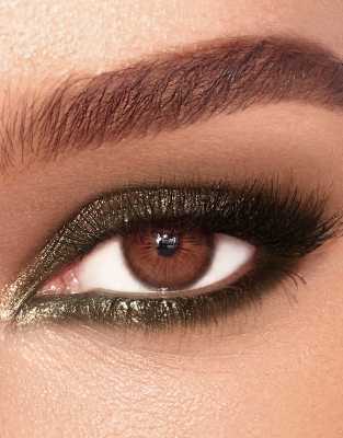 colour chameleon smokey emerald