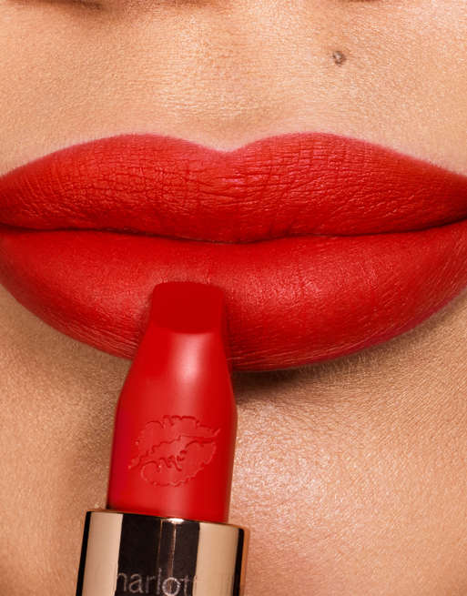 Charlotte Tilbury – Hot Lips Pomadka w odcieniu Tell Laura, 4 z 4