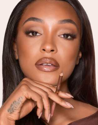 Charlotte Tilbury Lip Cheat Contour Duo - Deep-neutral In Neutral