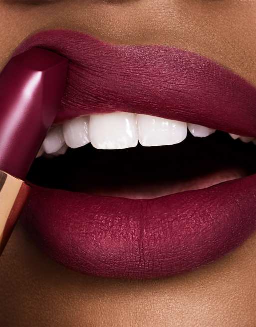 Charlotte Tilbury – Matte Revolution – Szminka w odcieniu Festival Magic, 3 z 4
