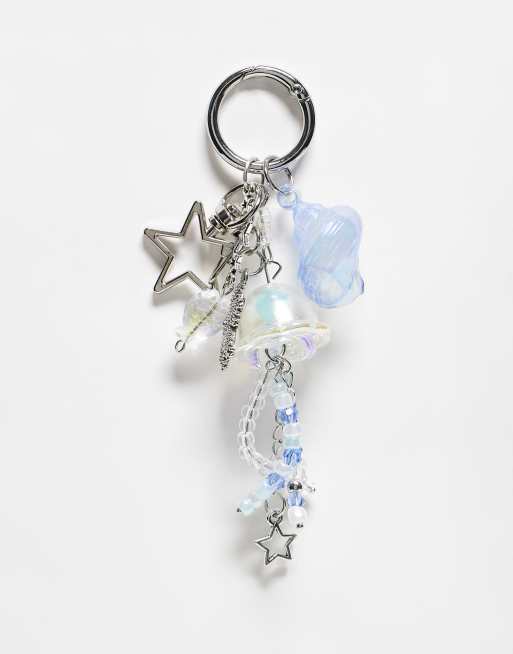 Charm azul para el bolso con diseño de medusa de ASOS DESIGN