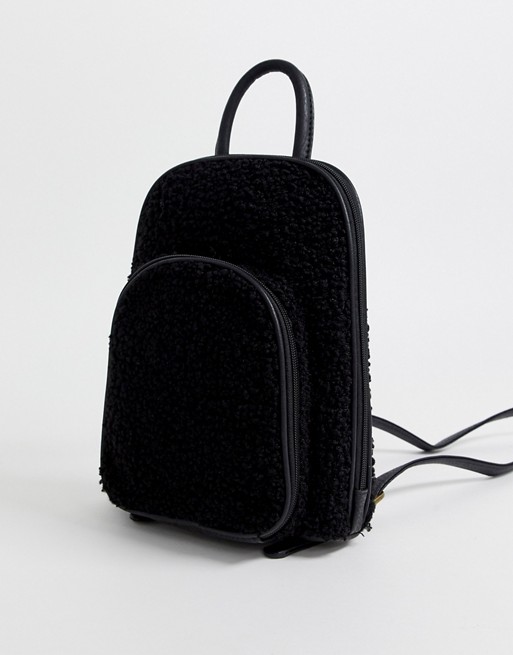 Chateau Black Sherpa Material Backpack