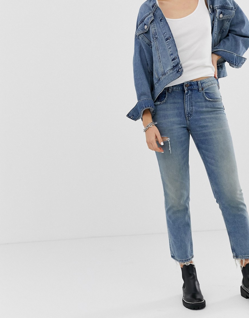 Cheap Monday – Ankellånga mom jeans med sliten ficka i styv denim-Blå