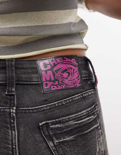 Cheap Monday - Booty Bei - Denim hotpant short in zwart met wassing, 4 van 5