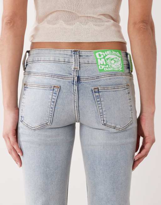 Cheap Monday - Booty Bei - Jeans bootcut a vita bassa elasticizzati lavaggio blu chiaro, 4 di 5