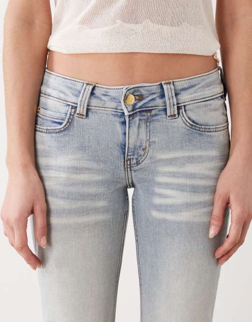 Cheap Monday - Booty Bei - Jeans bootcut a vita bassa elasticizzati lavaggio blu chiaro, 5 di 5