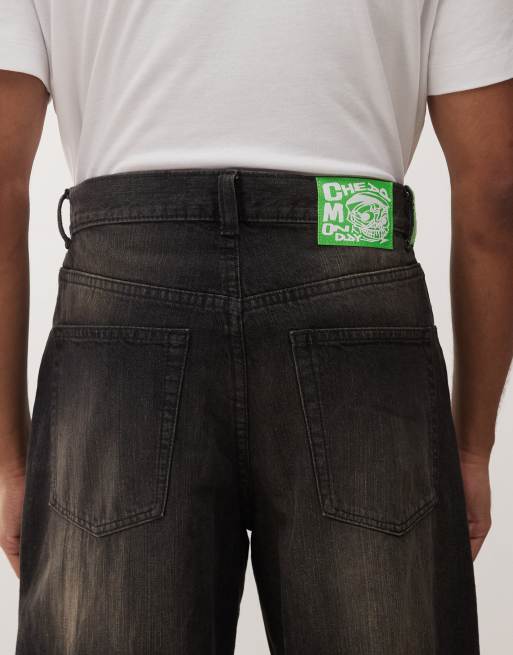 Cheap Monday – Lockere, weite Jeans in verwaschenem Senfschwarz, 4 von 5