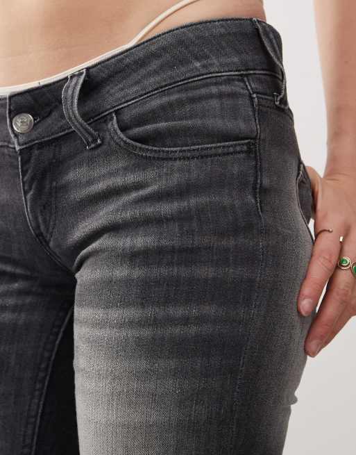 Cheap Monday – Sleezie – Gerade Stretch-Jeans in verwaschenem Schwarz mit niedrigem Bund, 3 von 5